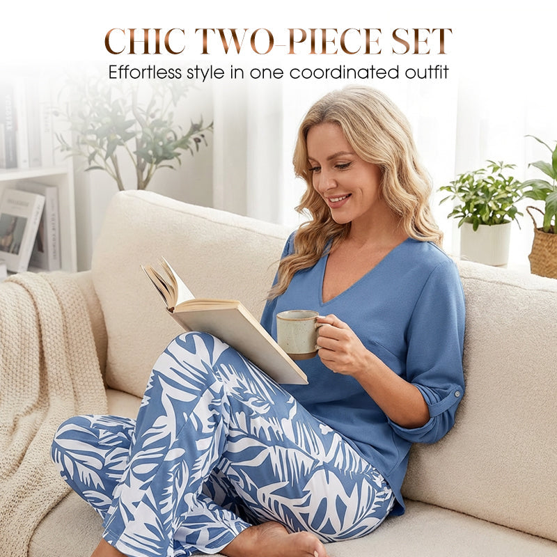 Set aus Damenbluse mit V-Ausschnitt und bedruckter Hose mit weitem Bein